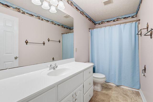 3436 Officers Chapel Rd, Cookeville, TN 38506