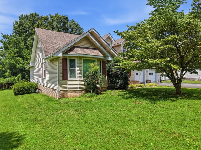 3436 Officers Chapel Rd, Cookeville, TN 38506