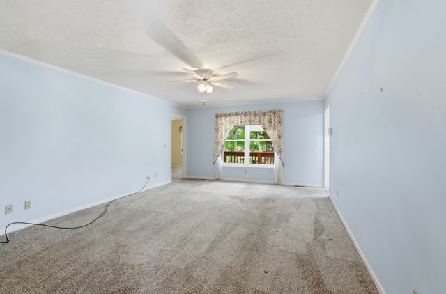 3436 Officers Chapel Rd, Cookeville, TN 38506