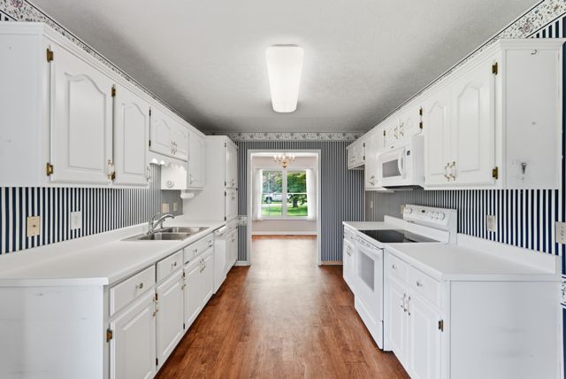 3436 Officers Chapel Rd, Cookeville, TN 38506