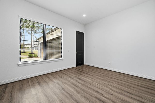 8513 Monarch Ridge Trail, Montgomery, TX 77316