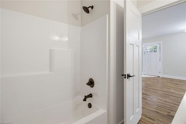 2609 S Main Street, Winston-salem, NC 27127