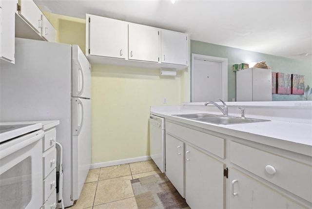 4000 SW 23RD STREET 2-101, Gainesville, FL 32608