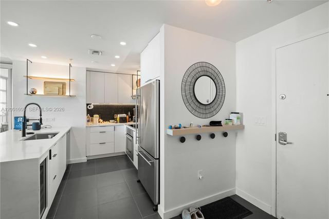 3301 NE 1st Ave H1215, Miami, FL 33137