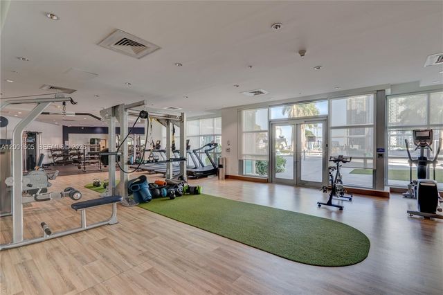 3301 NE 1st Ave H1215, Miami, FL 33137