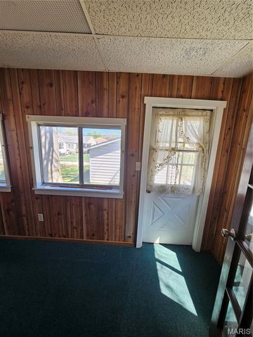 3719 Orient Avenue, St Louis, MO 63125