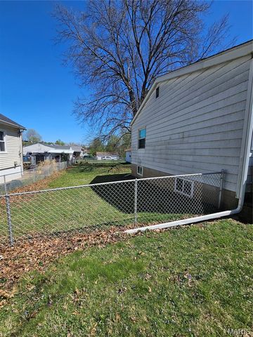 3719 Orient Avenue, St Louis, MO 63125