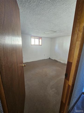 3719 Orient Avenue, St Louis, MO 63125