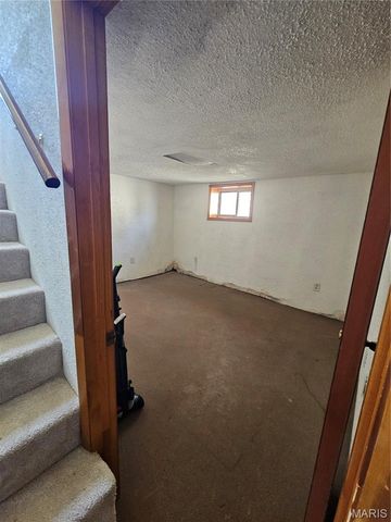 3719 Orient Avenue, St Louis, MO 63125