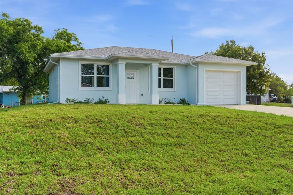 Image 2 of property listing at 11418 8TH AVENUE, Punta Gorda, FL 33955