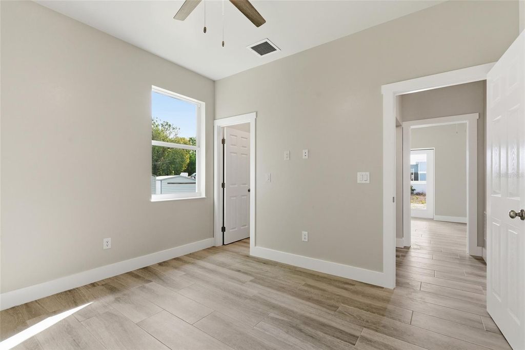 Image 26 of property listing at 11418 8TH AVENUE, Punta Gorda, FL 33955