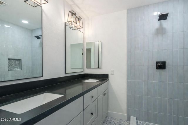 7450 E Diamond Avenue, Mesa, AZ 85208