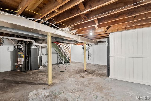 8021 Titus Road, Hanley Hills, MO 63114