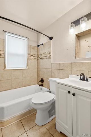 8021 Titus Road, Hanley Hills, MO 63114