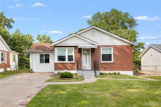 8021 Titus Road, Hanley Hills, MO 63114