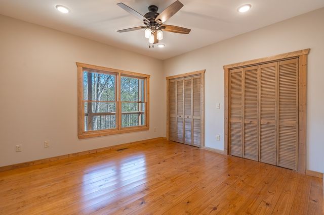 3171 Newport Drive, Ellijay, GA 30540