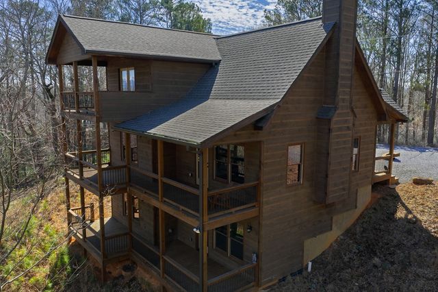 3171 Newport Drive, Ellijay, GA 30540