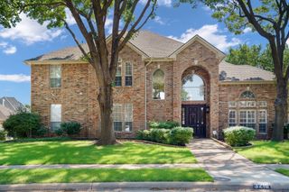3216 Saint Bridges Drive, Plano, TX 75093