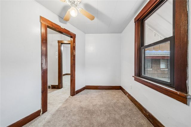 620 Broadway Ave, Stowe Twp, PA 15136