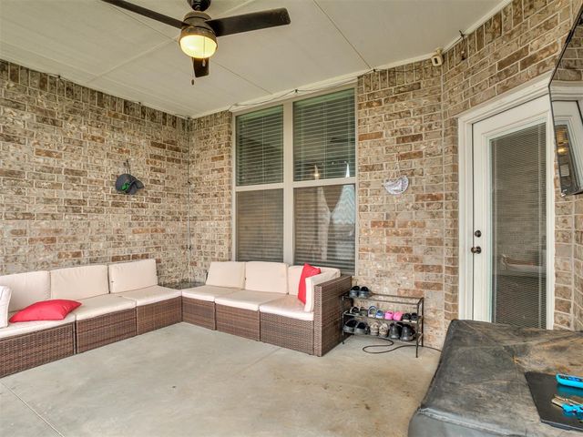 9328 SW 44th Terrace, Oklahoma City, OK 73179