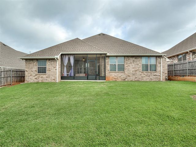 9328 SW 44th Terrace, Oklahoma City, OK 73179