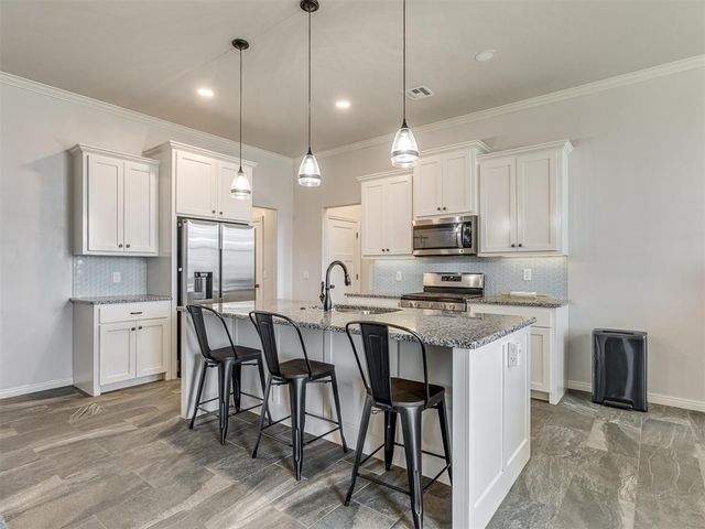9328 SW 44th Terrace, Oklahoma City, OK 73179