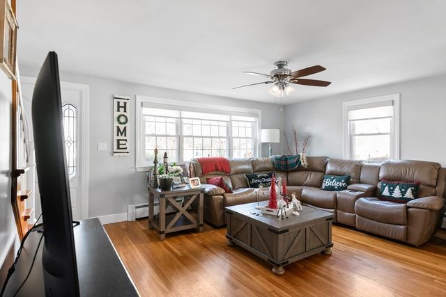 5 Weisner, Methuen, MA 01844