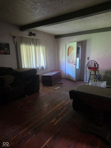 1324 W 1st Street, Anderson, IN 46016