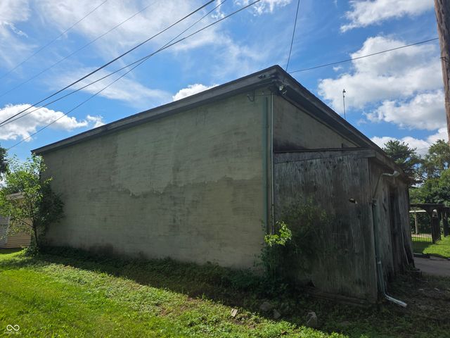 1324 W 1st Street, Anderson, IN 46016