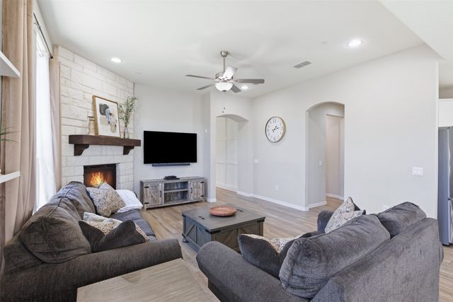 9437 Trailway Drive, Oak Point, TX 75068