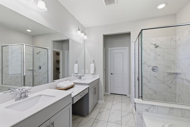 9437 Trailway Drive, Oak Point, TX 75068