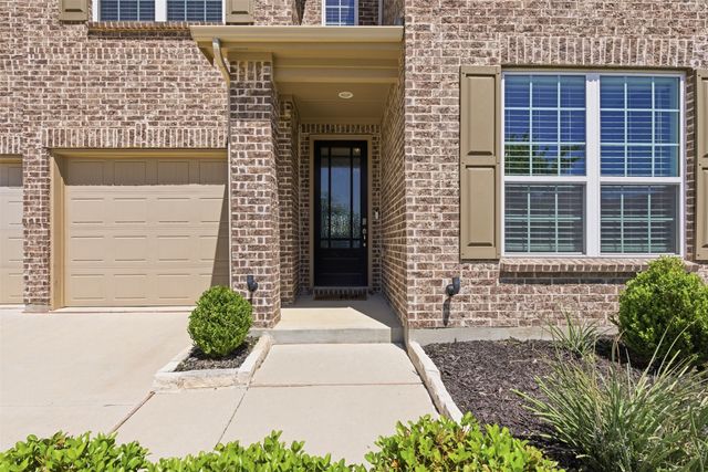 9437 Trailway Drive, Oak Point, TX 75068