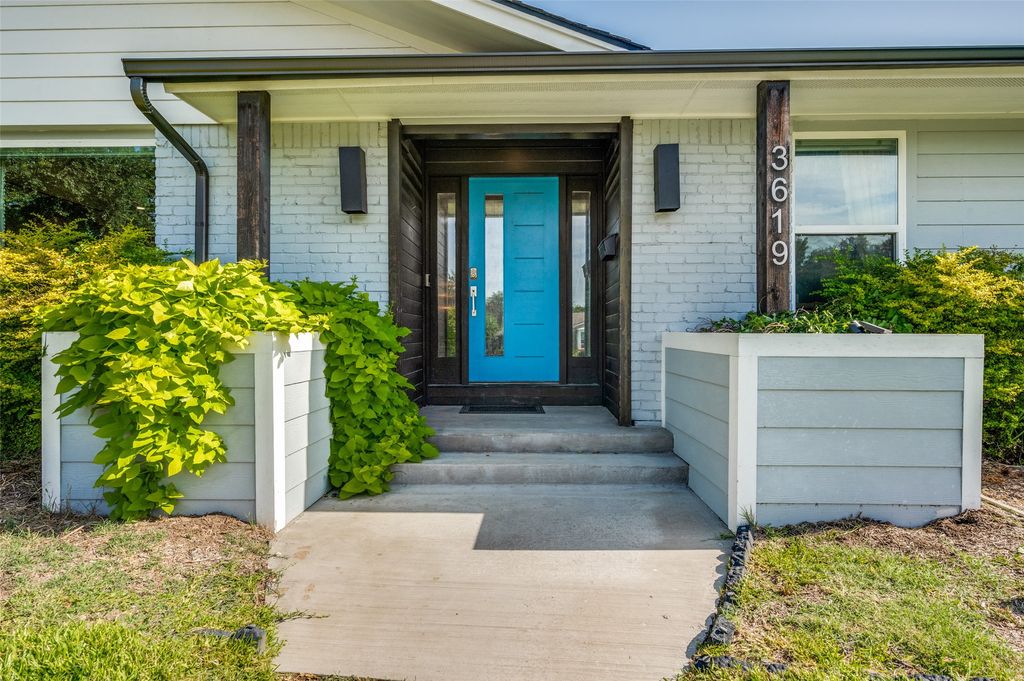 3619 Merrell Road, Dallas, TX 75229