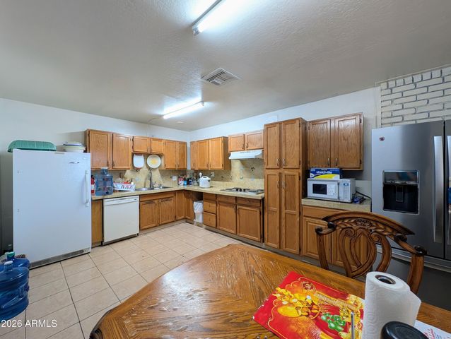 7364 N 39TH Avenue, Phoenix, AZ 85051