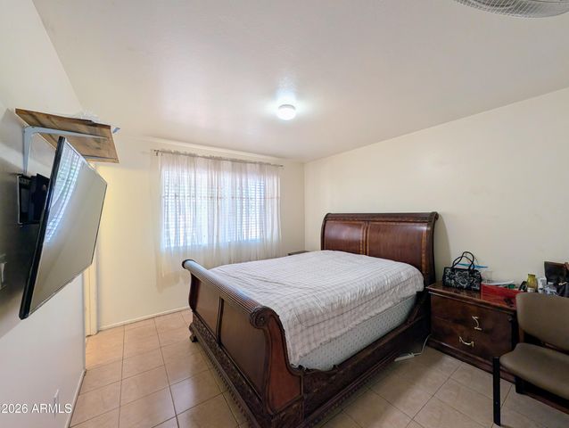 7364 N 39TH Avenue, Phoenix, AZ 85051