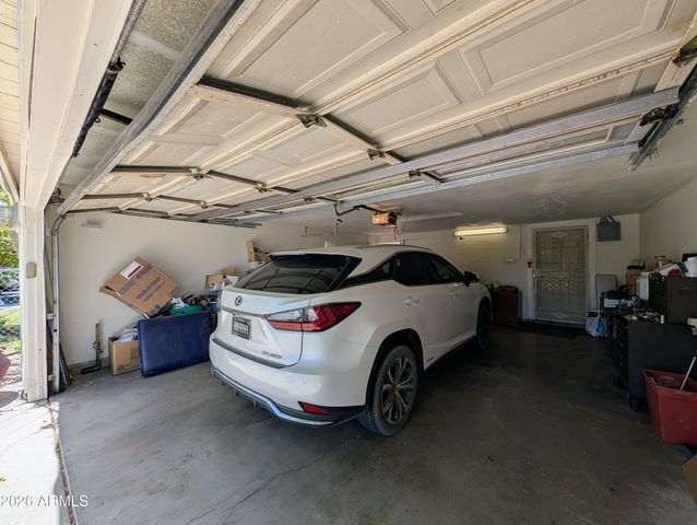 7364 N 39TH Avenue, Phoenix, AZ 85051