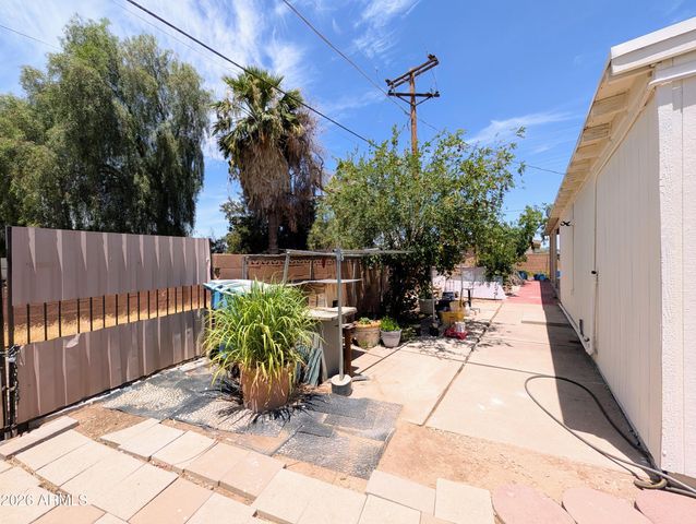 7364 N 39TH Avenue, Phoenix, AZ 85051