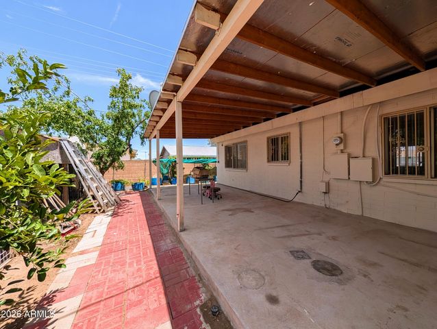 7364 N 39TH Avenue, Phoenix, AZ 85051