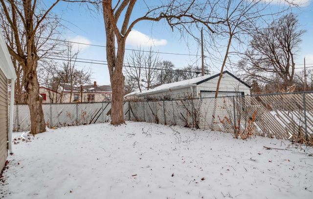 5273 N 51st BOULEVARD, Milwaukee, WI 53218