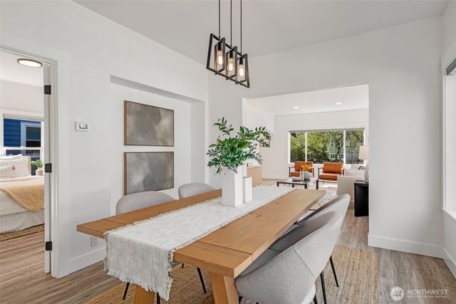 328 26th Avenue, Seattle, WA 98122