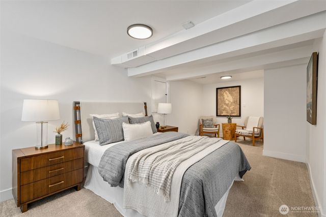 328 26th Avenue, Seattle, WA 98122