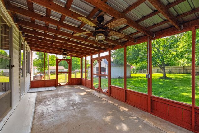 286 High Street, Versailles, KY 40383