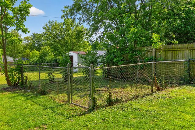 286 High Street, Versailles, KY 40383