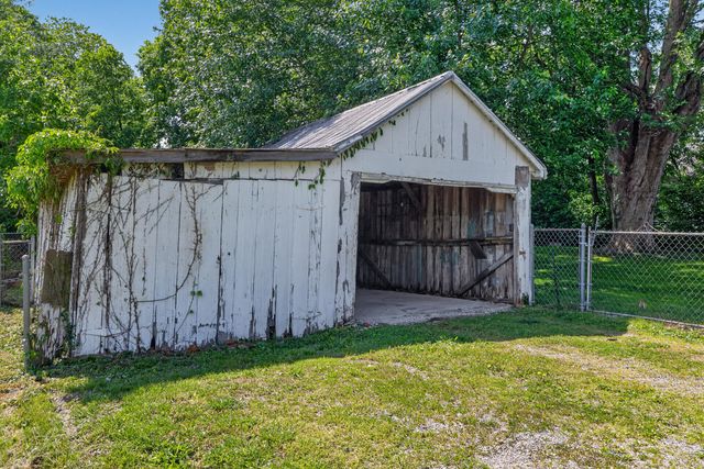 286 High Street, Versailles, KY 40383