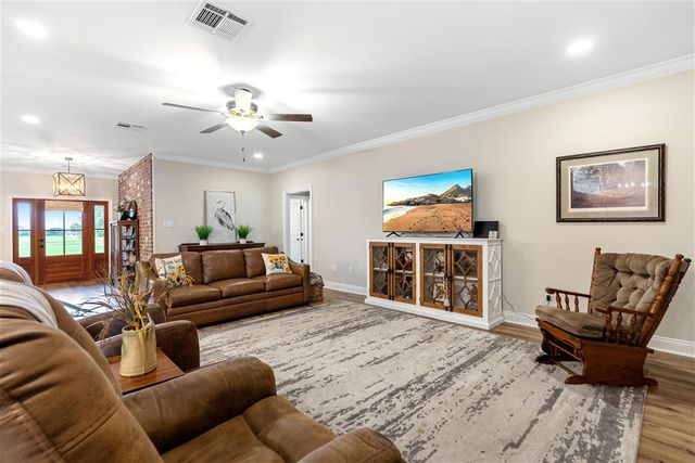 9295 Lognion Rd., Iowa, LA 70647