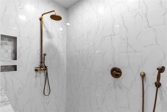 9295 Lognion Rd., Iowa, LA 70647