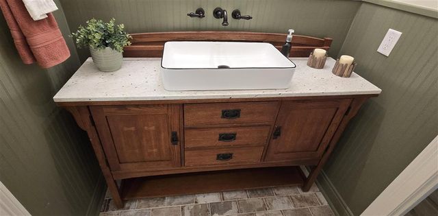 9295 Lognion Rd., Iowa, LA 70647