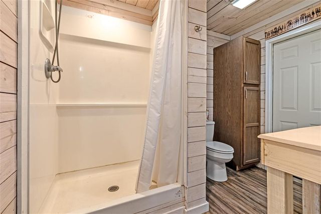 9295 Lognion Rd., Iowa, LA 70647