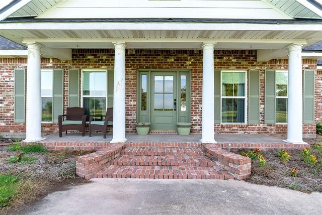 9295 Lognion Rd., Iowa, LA 70647