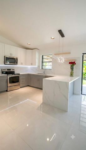 16552 SW 297th Terrace 16552, Homestead, FL 33033